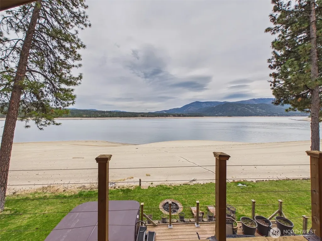 6 Sherman Homes Spur Road Inchelium WA 99141