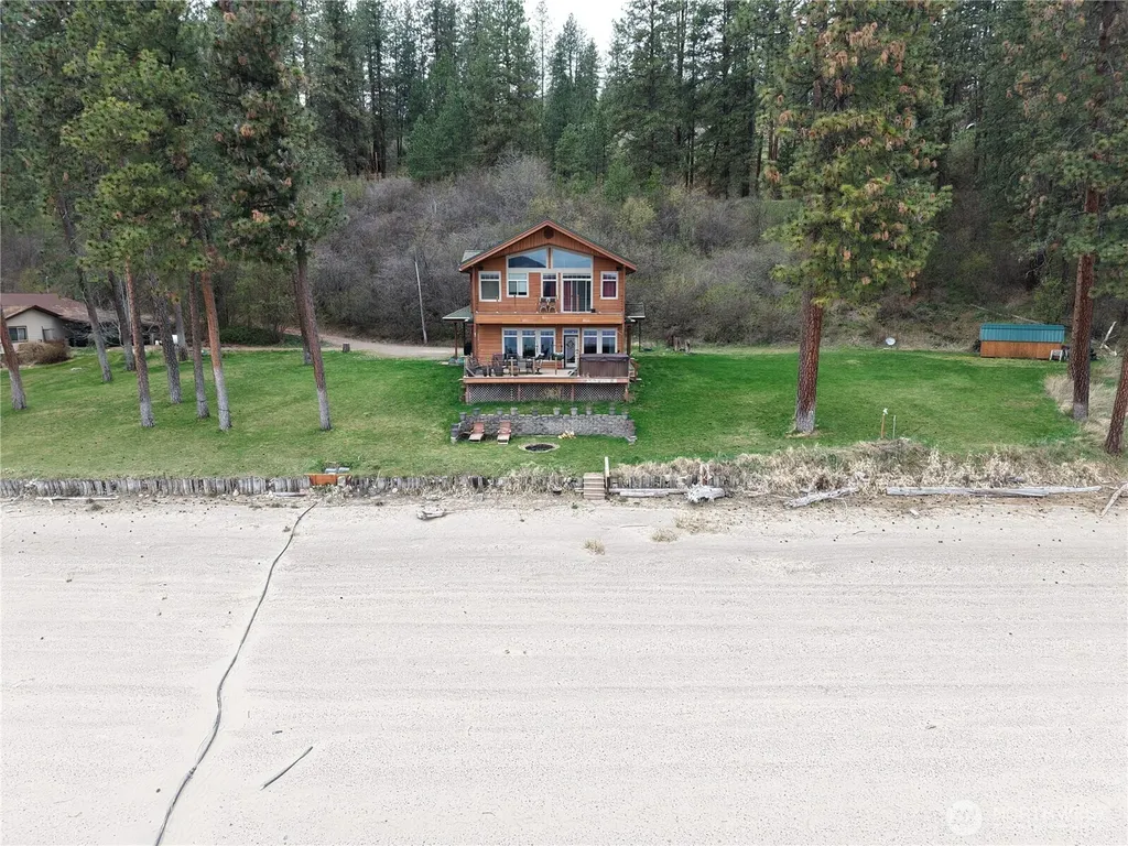 6 Sherman Homes Spur Road Inchelium WA 99141