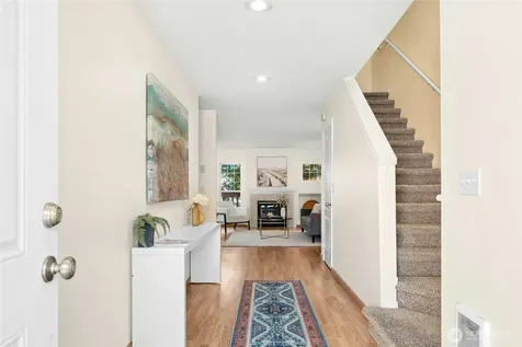 10030 Holly Drive Everett WA 98204