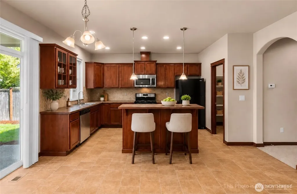 2124 Lakewood Drive SE Olympia WA 98501