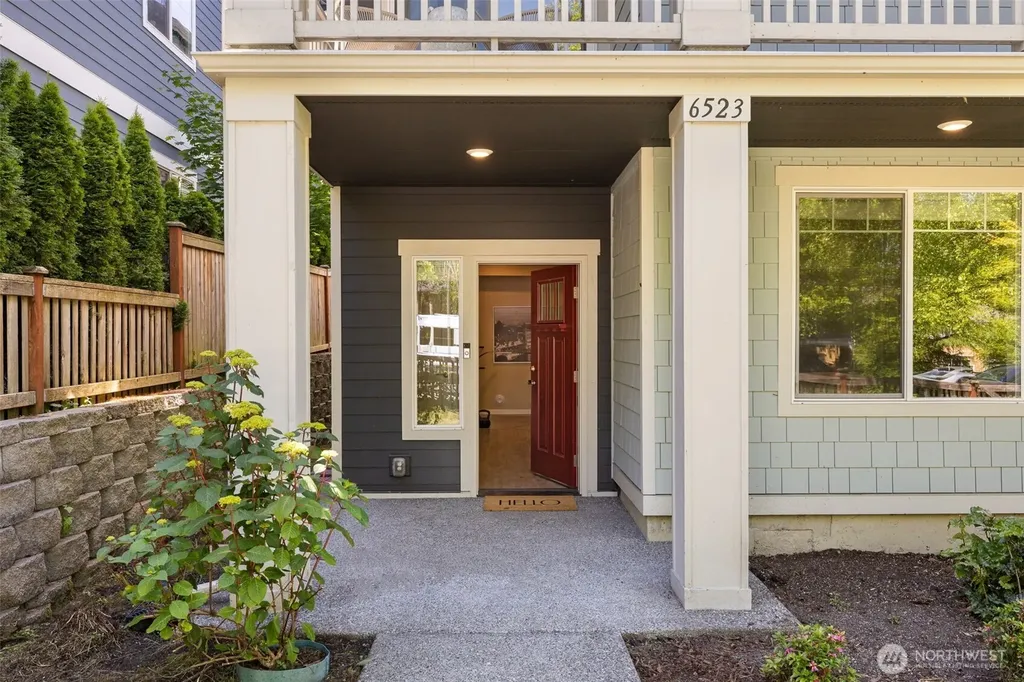 6523 31st Avenue SW Seattle WA 98126