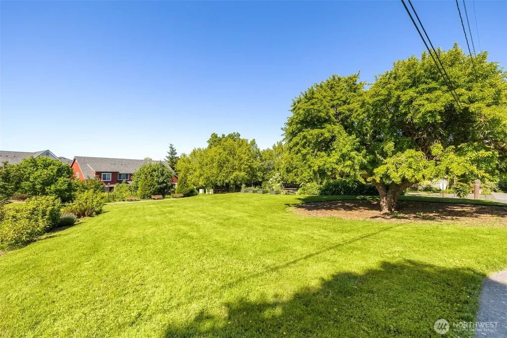 6523 31st Avenue SW Seattle WA 98126