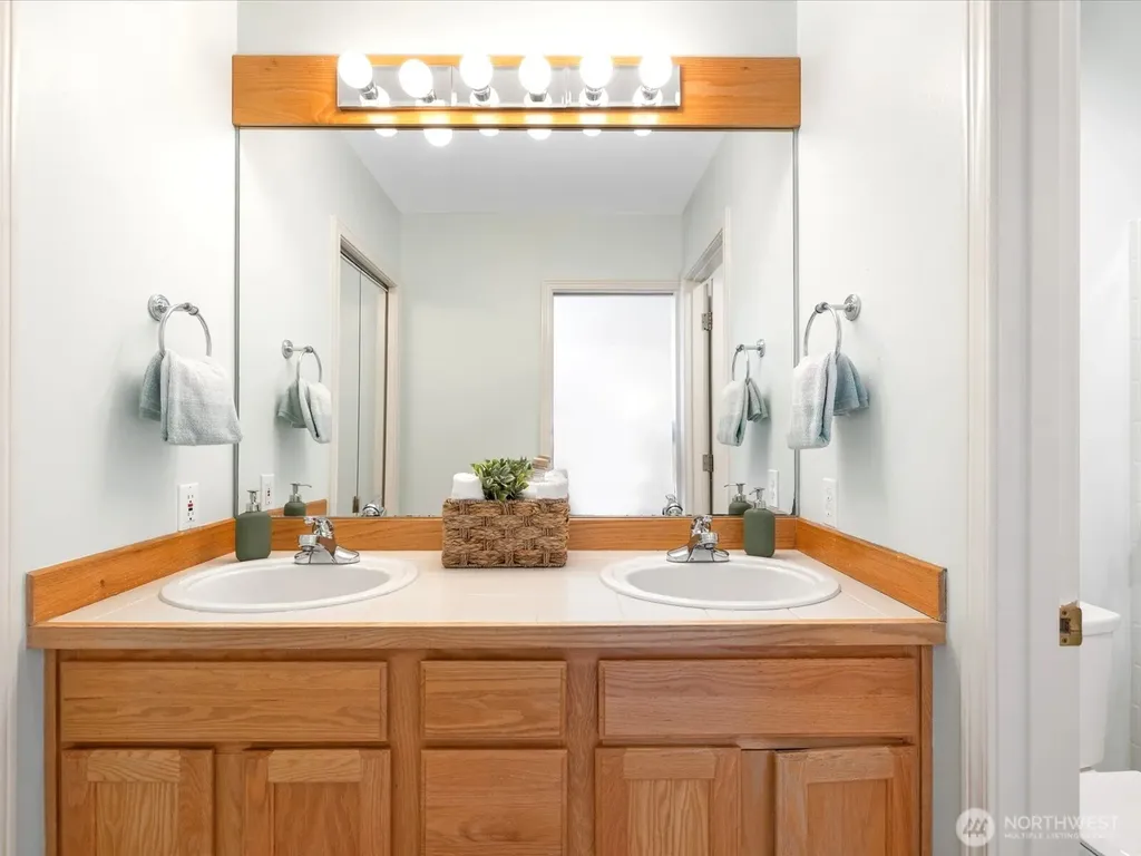 13801 283rd Court NE Duvall WA 98019