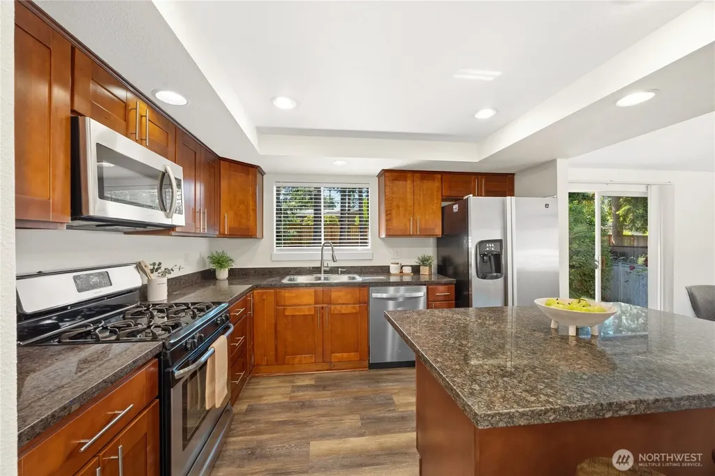 6215 122nd Avenue SE Bellevue WA 98006