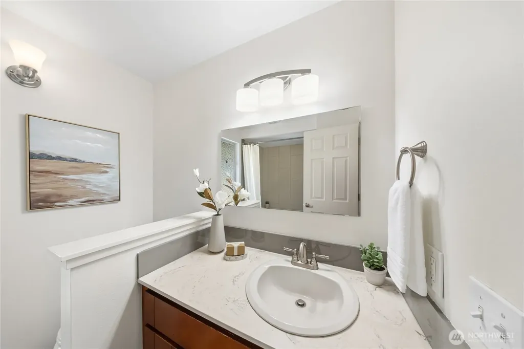 6215 122nd Avenue SE Bellevue WA 98006