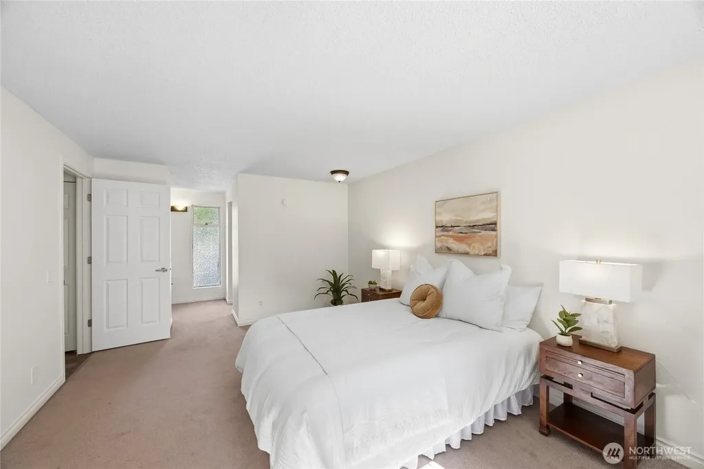 6215 122nd Avenue SE Bellevue WA 98006