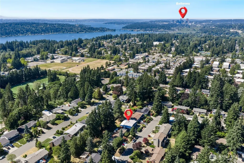 6215 122nd Avenue SE Bellevue WA 98006