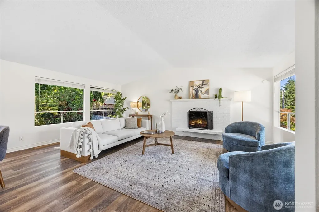 6215 122nd Avenue SE Bellevue WA 98006