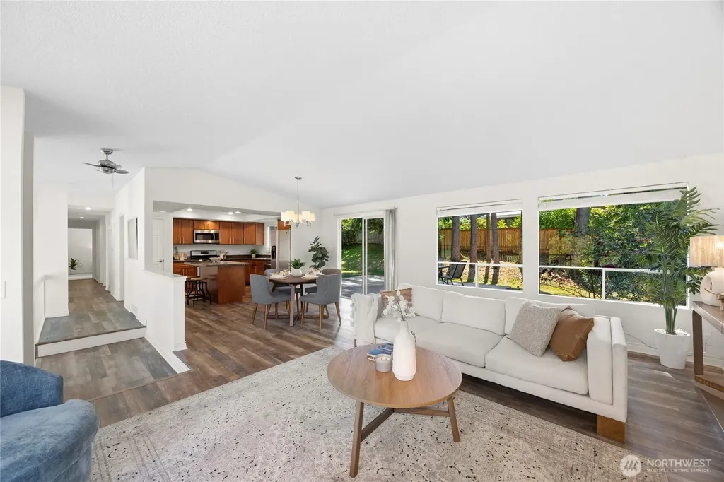 6215 122nd Avenue SE Bellevue WA 98006