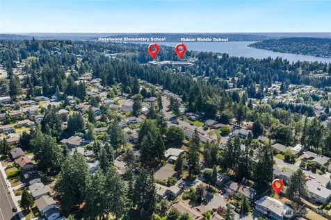 6215 122nd Avenue SE Bellevue WA 98006