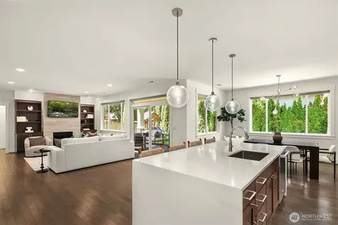 12512 NE 73rd Street Kirkland WA 98033