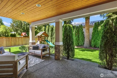 12512 NE 73rd Street Kirkland WA 98033