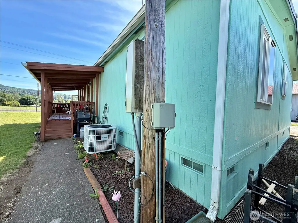 154 Mossyrock Road W Mossyrock WA 98564