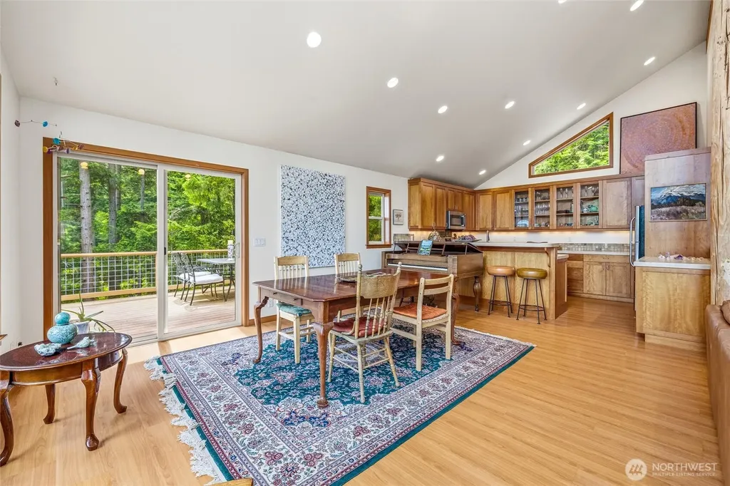 2986 Hales Passage Drive Lummi Island WA 98262