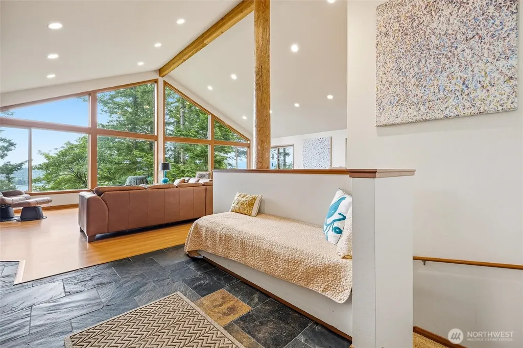 2986 Hales Passage Drive Lummi Island WA 98262