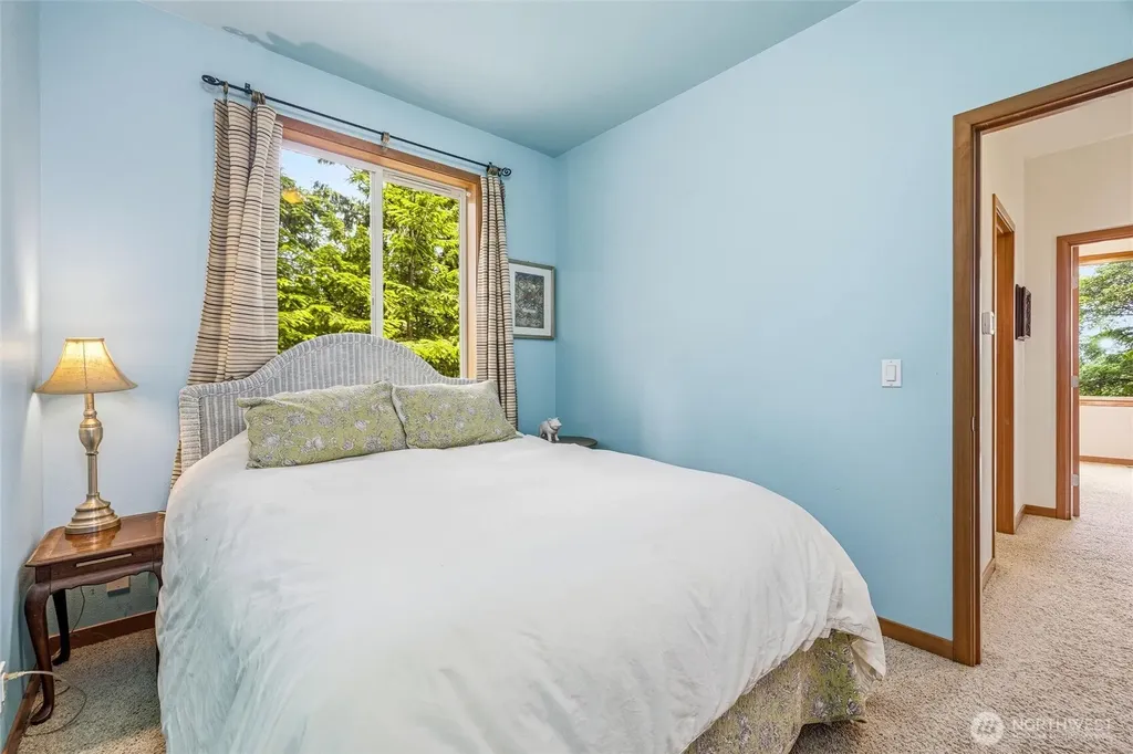 2986 Hales Passage Drive Lummi Island WA 98262