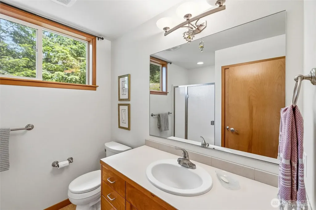 2986 Hales Passage Drive Lummi Island WA 98262