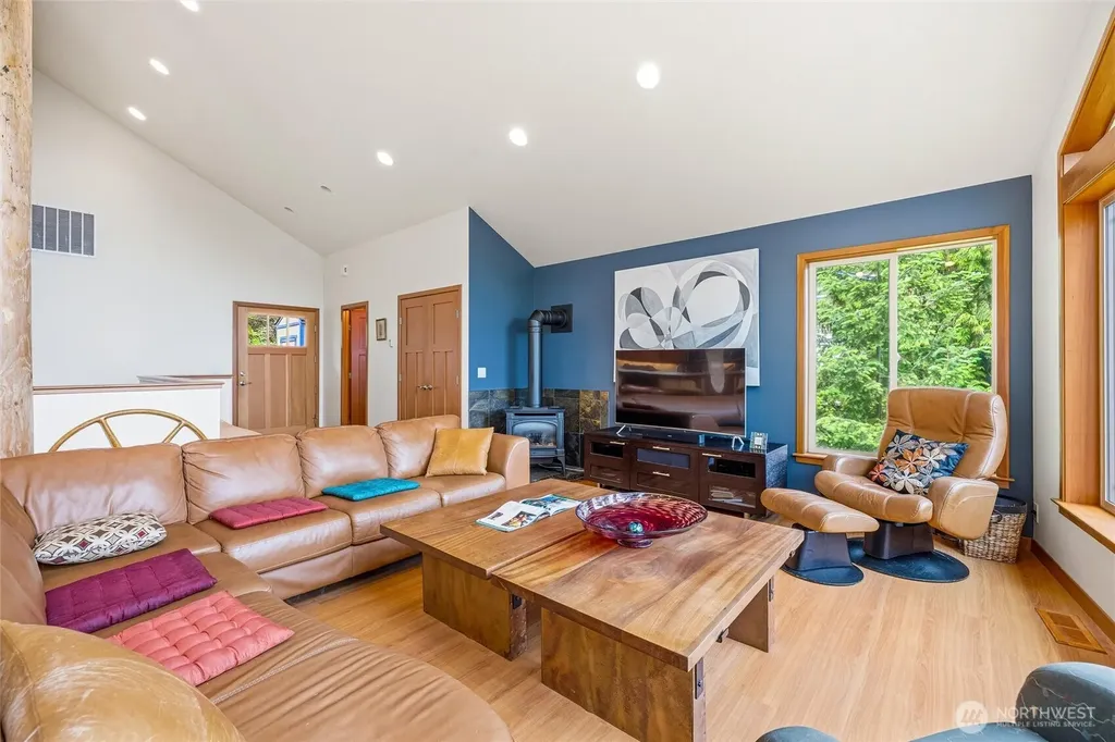 2986 Hales Passage Drive Lummi Island WA 98262