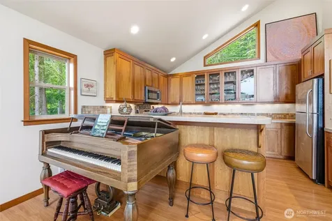 2986 Hales Passage Drive Lummi Island WA 98262