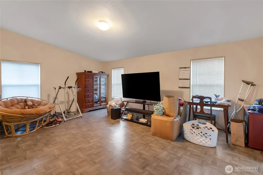 11355 Fairview Boulevard SW Port Orchard WA 98367