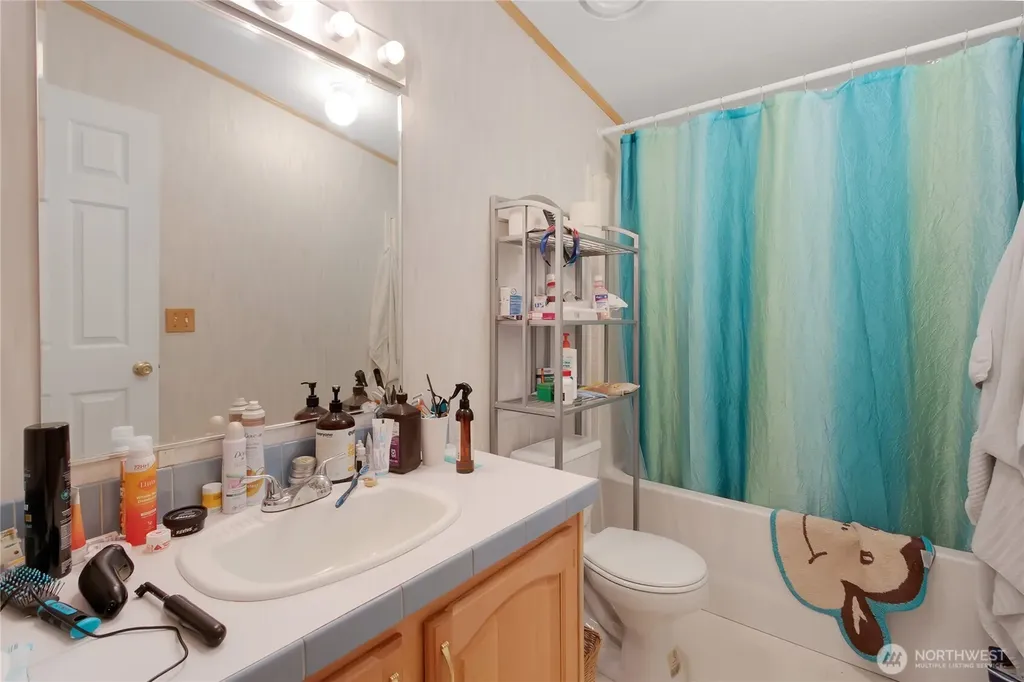 11355 Fairview Boulevard SW Port Orchard WA 98367