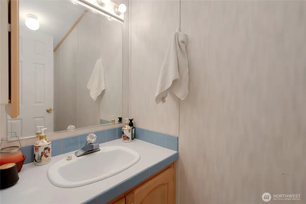 11355 Fairview Boulevard SW Port Orchard WA 98367