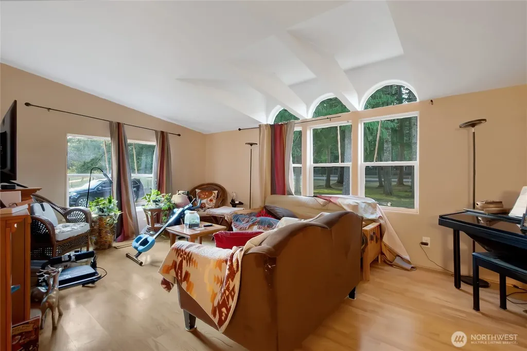 11355 Fairview Boulevard SW Port Orchard WA 98367