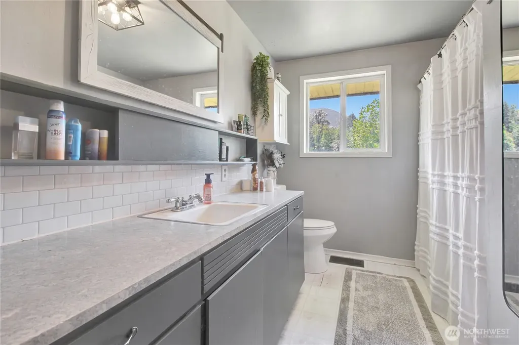 30720 Sauk Prairie Road Darrington WA 98241