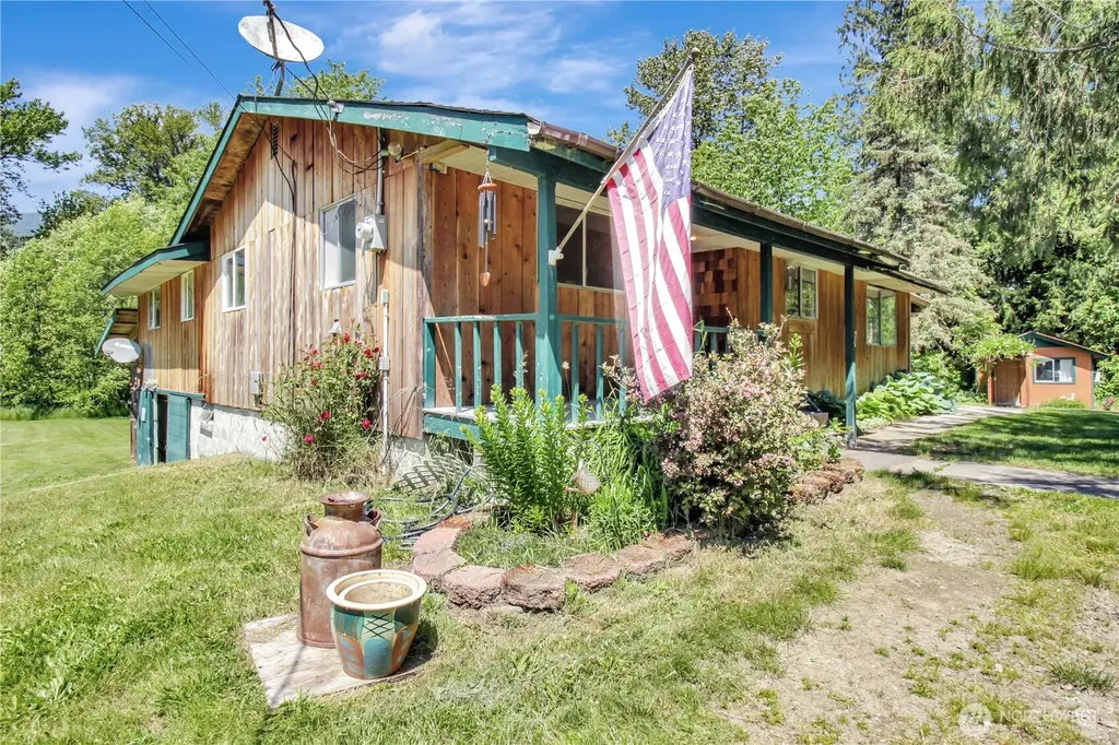 30720 Sauk Prairie Road Darrington WA 98241