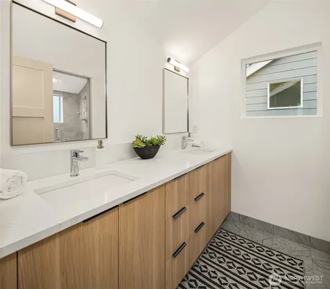 533 N 70th Street Seattle WA 98103