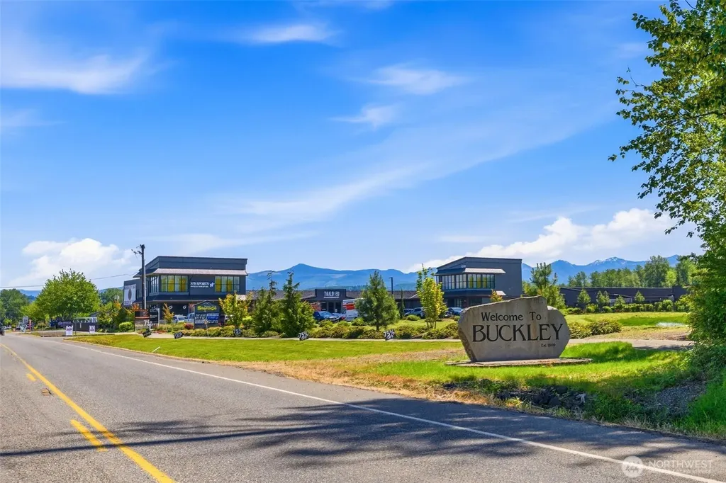 1417 Hamilton Place Buckley WA 98321