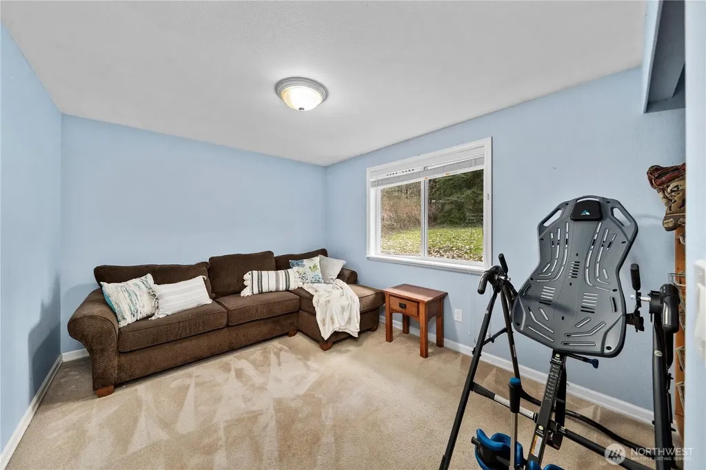 611 186th Avenue E Auburn WA 98391