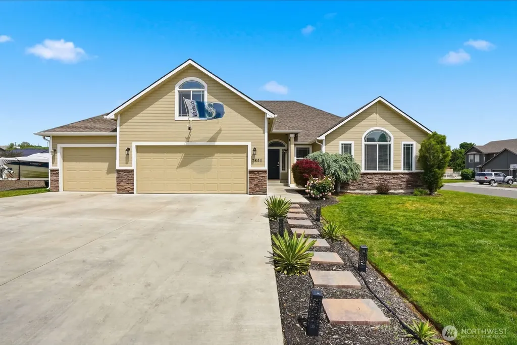 7601 W Washington Avenue Yakima WA 98903