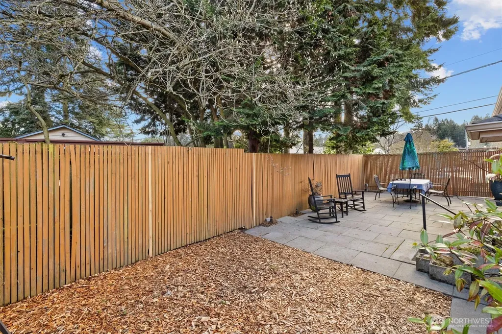 3309 W Thurman Street Seattle WA 98199
