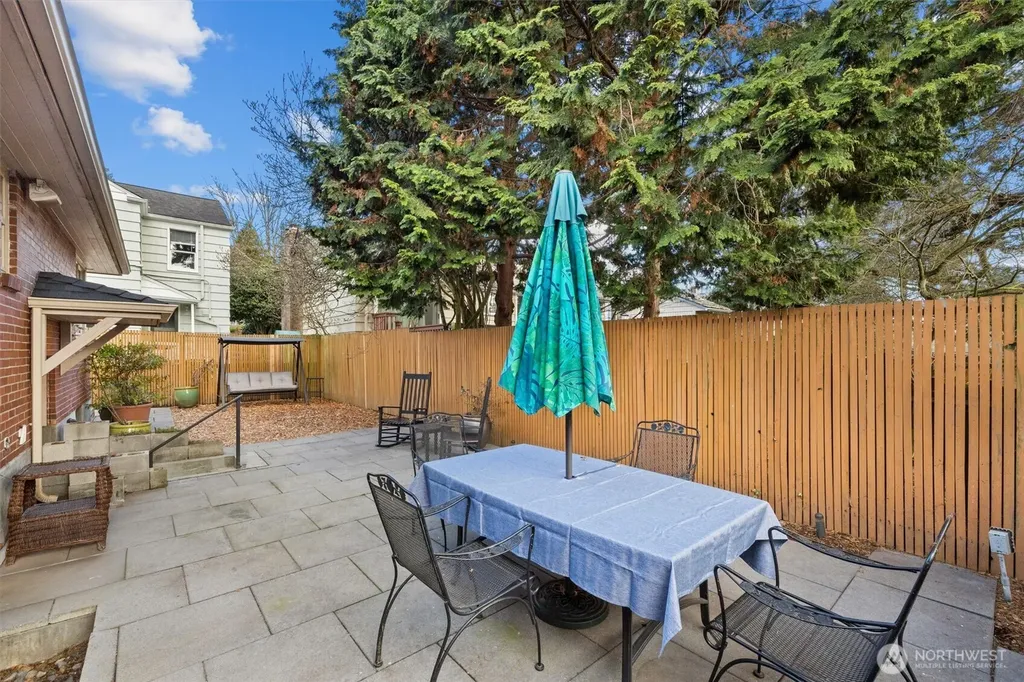 3309 W Thurman Street Seattle WA 98199