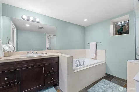 3309 W Thurman Street Seattle WA 98199