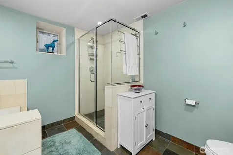 3309 W Thurman Street Seattle WA 98199