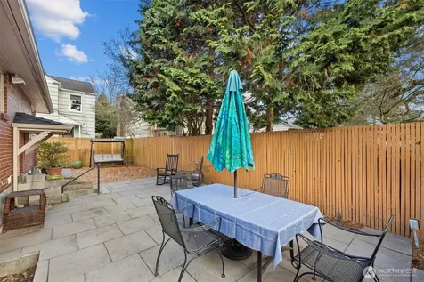3309 W Thurman Street Seattle WA 98199