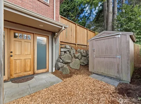 3309 W Thurman Street Seattle WA 98199