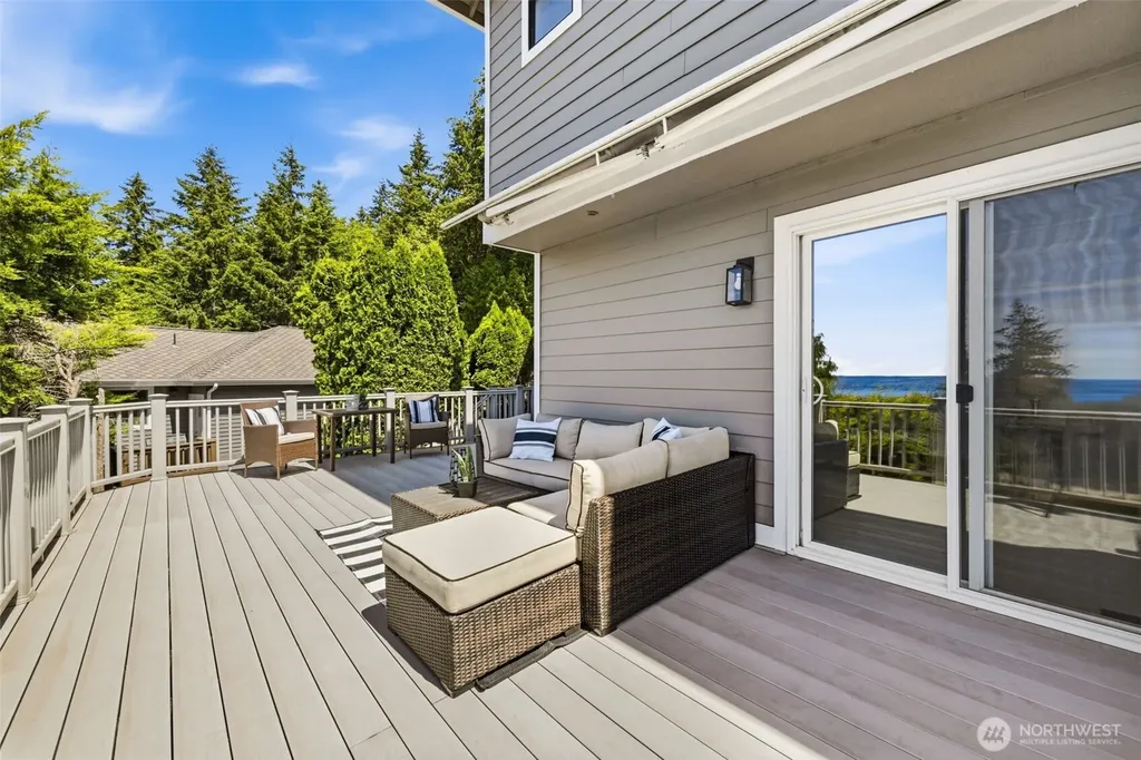 7717 120th Place SE Newcastle WA 98056