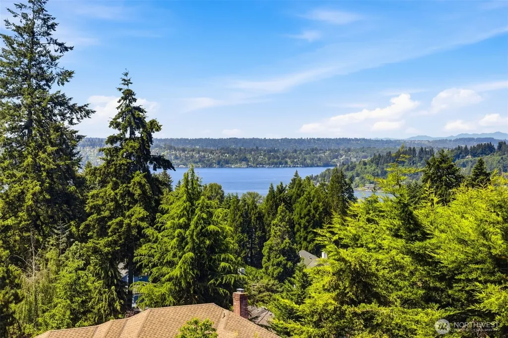7717 120th Place SE Newcastle WA 98056
