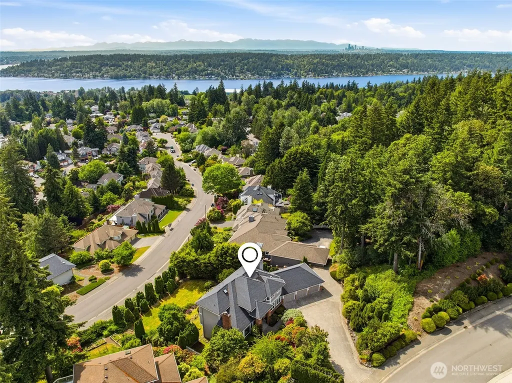 7717 120th Place SE Newcastle WA 98056