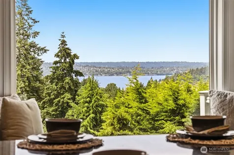 7717 120th Place SE Newcastle WA 98056