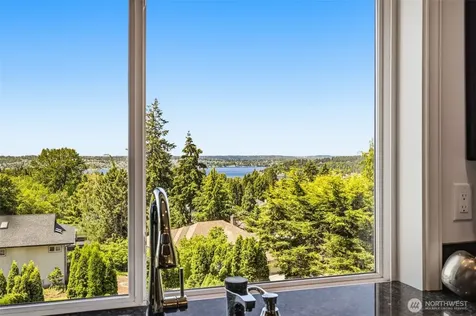 7717 120th Place SE Newcastle WA 98056