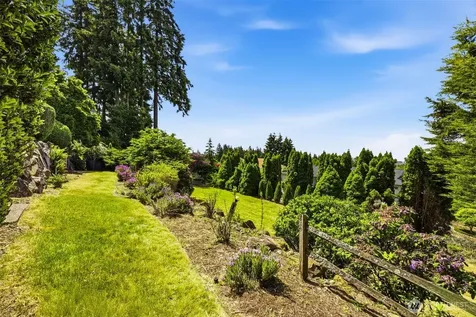 7717 120th Place SE Newcastle WA 98056