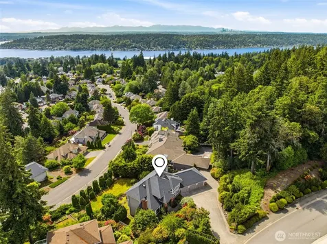 7717 120th Place SE Newcastle WA 98056