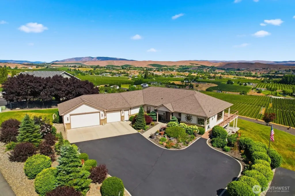332 Marisa Hill Drive Selah WA 98942