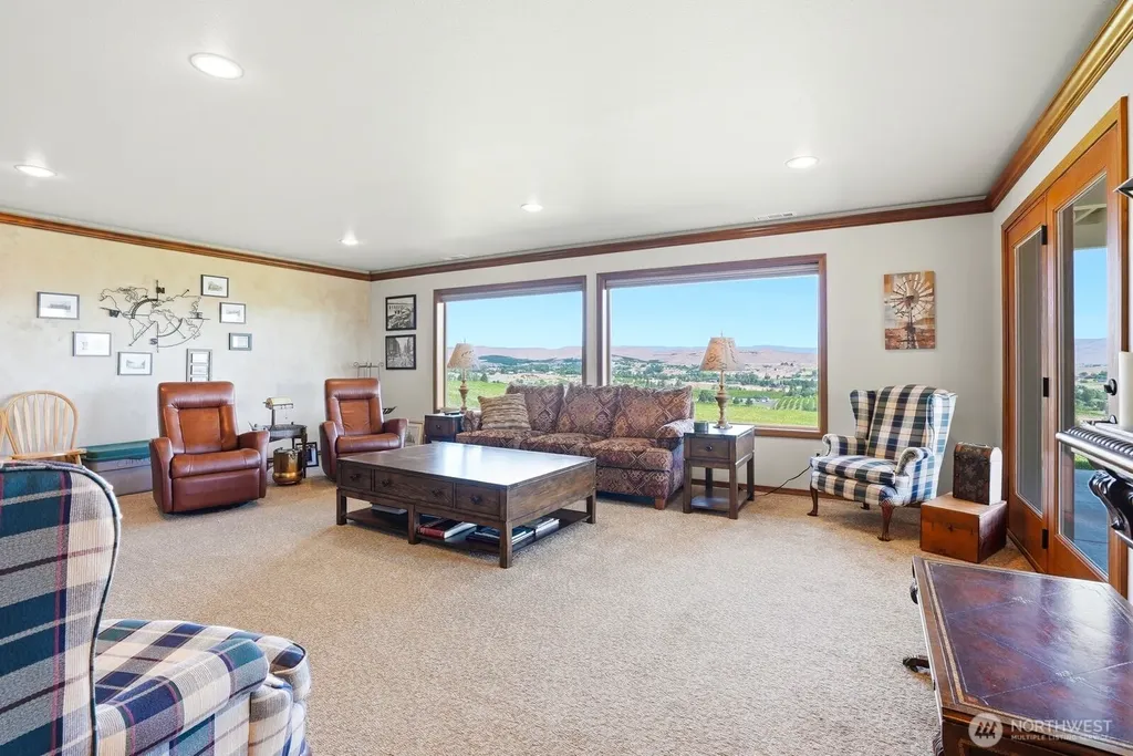 332 Marisa Hill Drive Selah WA 98942