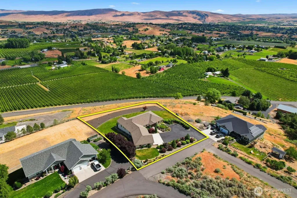 332 Marisa Hill Drive Selah WA 98942