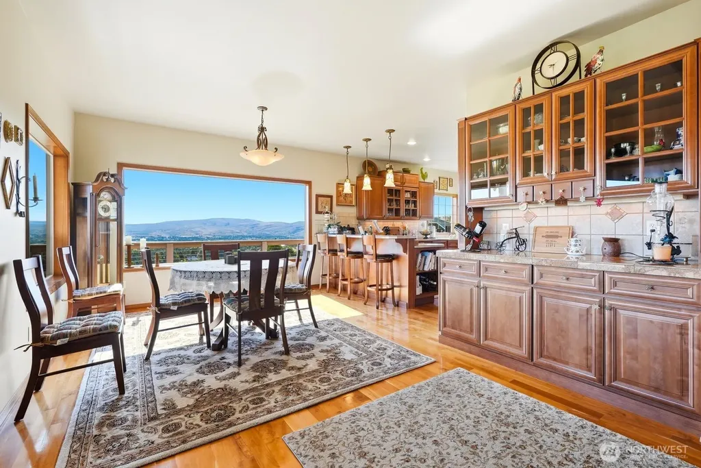 332 Marisa Hill Drive Selah WA 98942